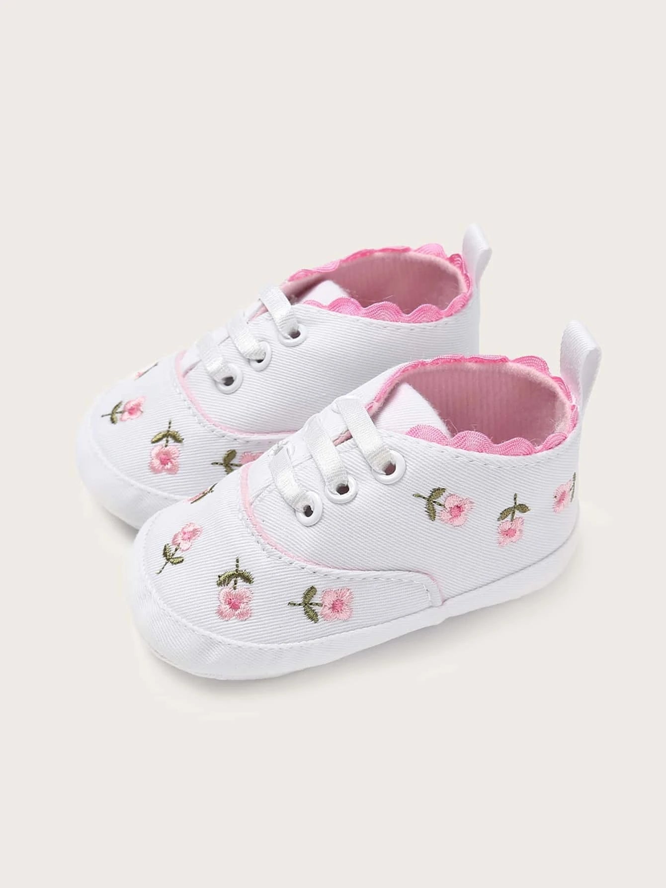 SHEIN Baby Girl Floral Embroidered Lace-up Front Flats