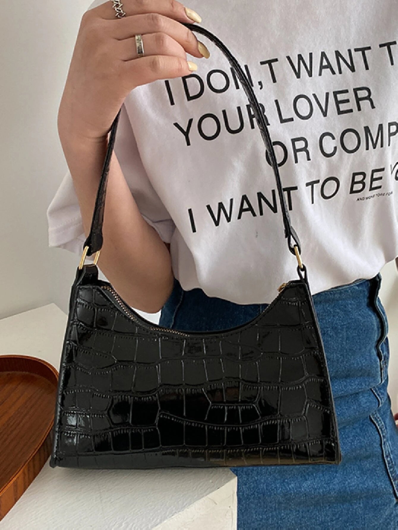 SHEIN Crocodile Embossed Shoulder Bag, Fashion Retro Zipper Bag Casual Waterproof Handbag