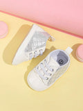 SHEIN Baby Girls Lace Up Front Round Toe Sneakers For Outdoor