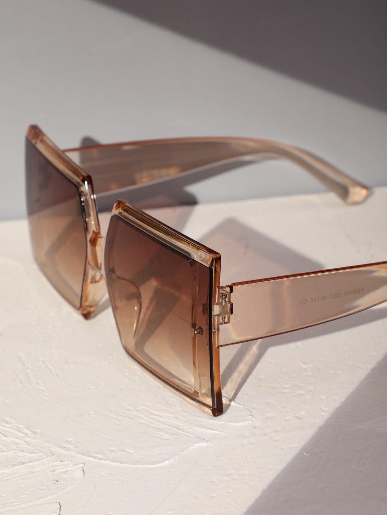 SHEIN Ombre Lens Square Frame Fashion Glasses