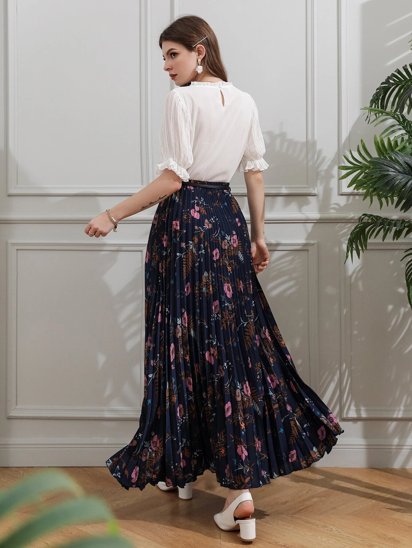 Shein Allover Floral Belted Pleated Skirt