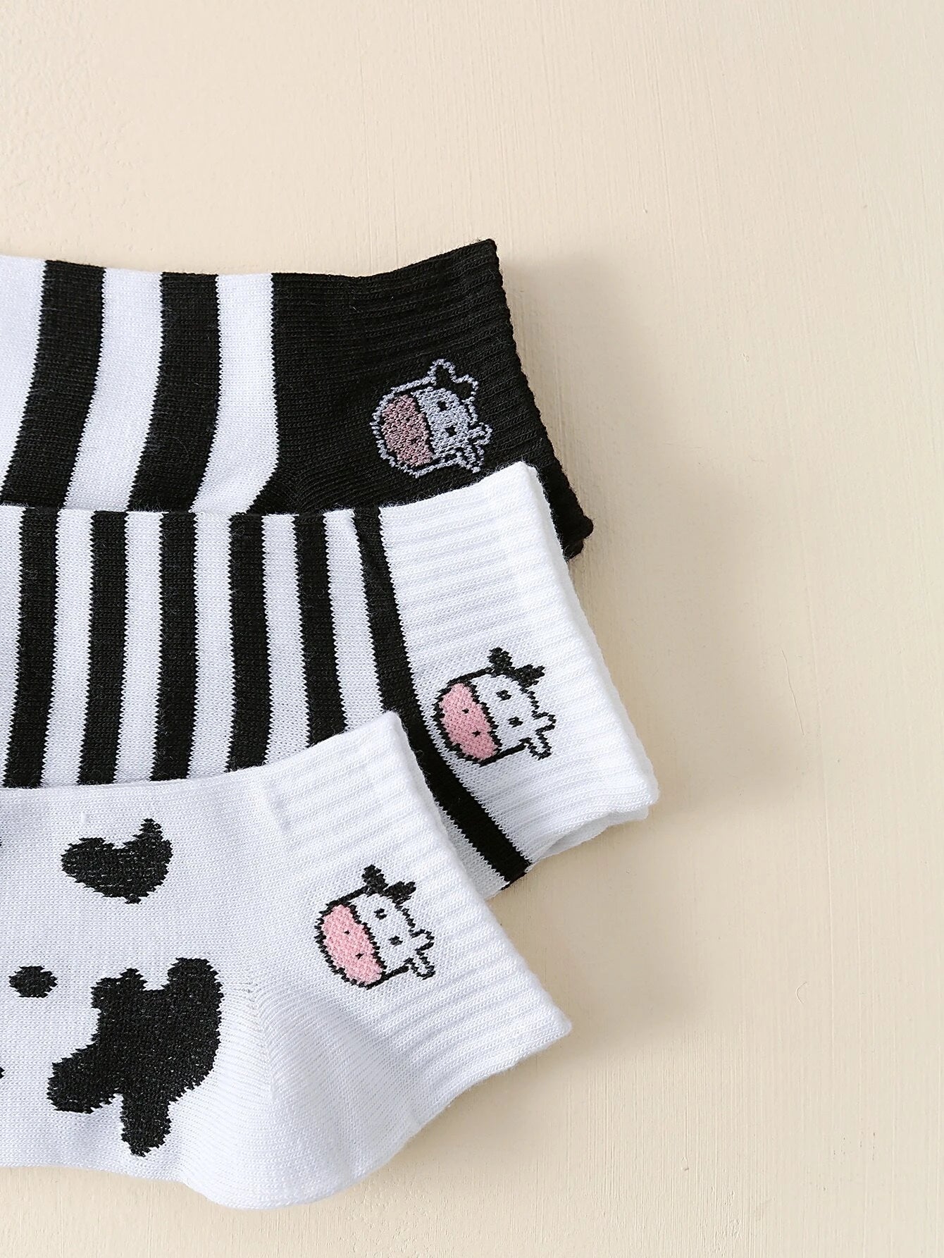  | Shein Striped & Cow Pattern Ankle Socks | Socks | Shein | OneHub