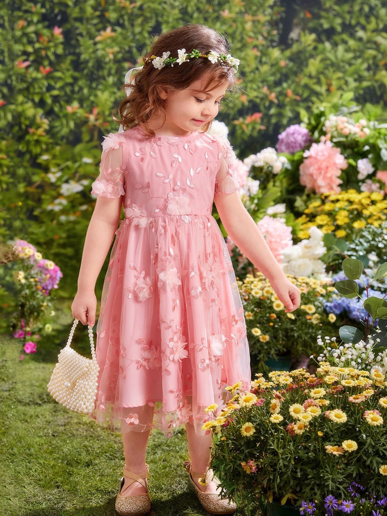 SHEIN Toddler Girls Appliques Embroidery Mesh Overlay Butterfly Sleeve Dress